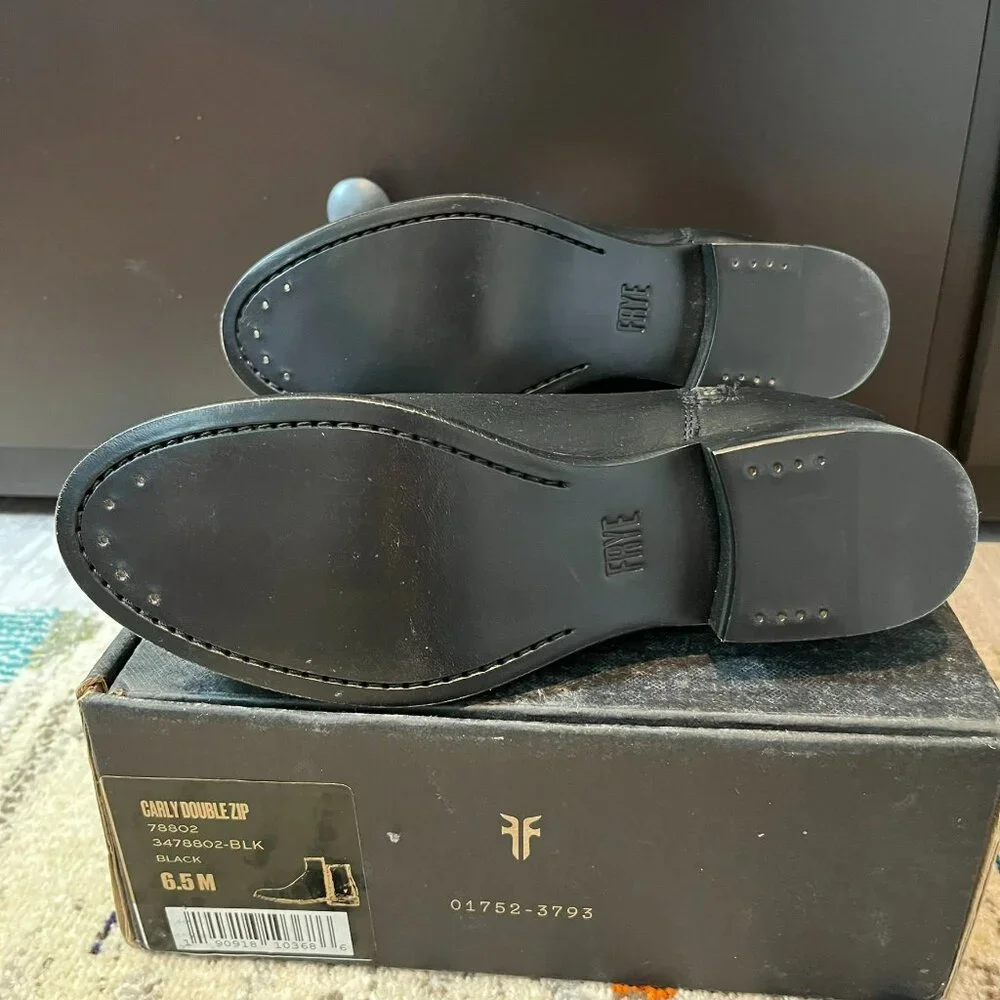 Frye Carly Double Zip Booties Ankle Boots, Black Leather, US 6.5 - New in Box! - Picture 10 of 11